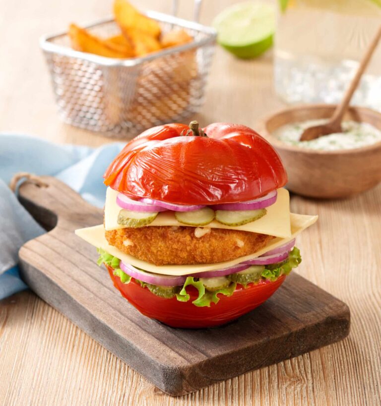 Burger de tomate au donut de poulet