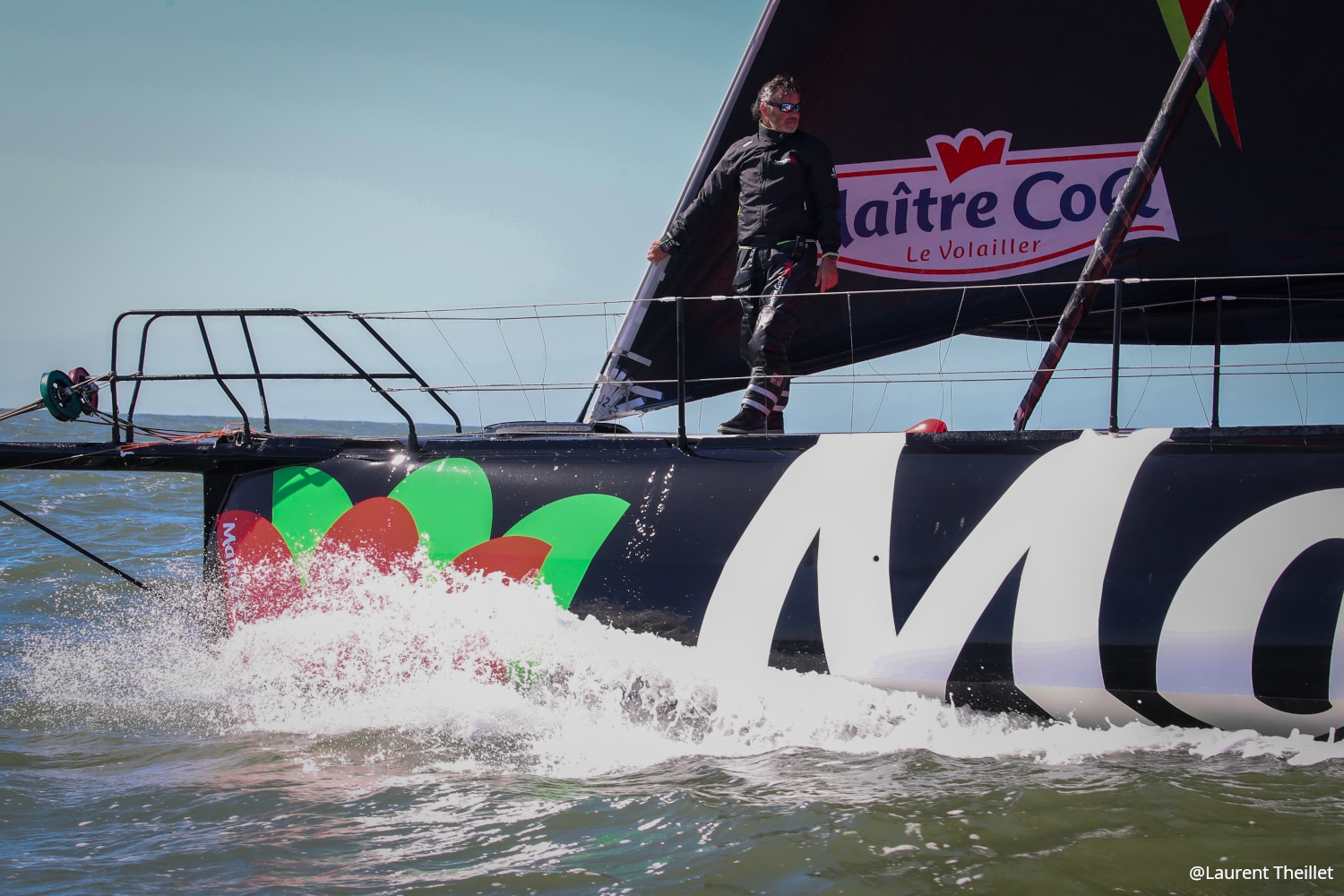 terre en approche - Vendée Globe - Yannick Bestaven - Maître CoQ